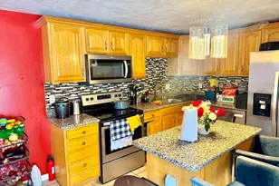 74 Sophia Dr, Worcester, MA 01607 - Photo 6
