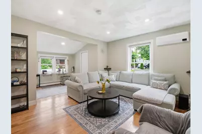 20 Burrill St, Saugus, MA 01906 - Photo 6