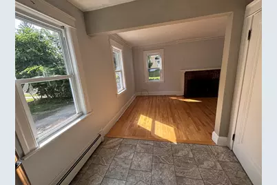 466 Chandler St, Worcester, MA 01602 - Photo 4