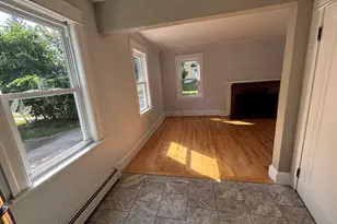466 Chandler St, Worcester, MA 01602 - Photo 4
