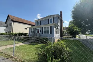 466 Chandler St, Worcester, MA 01602 - Photo 2