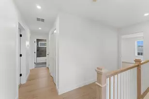 36 Colonial Rd, Webster, MA 01570 - Photo 18