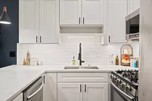 48 Chelsea St, Boston, MA 02128 - Photo 10