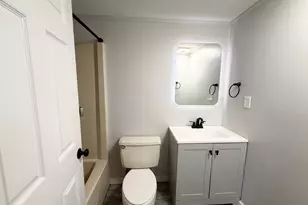 70 Temple St, Springfield, MA 01105 - Photo 8