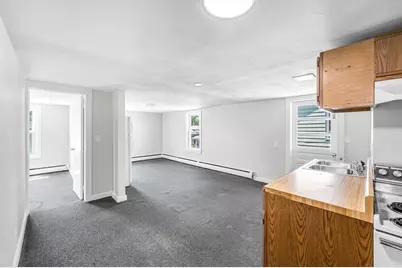 30 Dickinson Street, Chicopee, MA 01020 - Photo 18