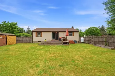 887 North St, Agawam, MA 01030 - Photo 22