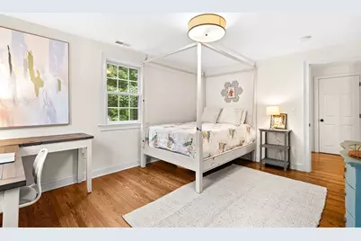 10 Kirkland Circle, Wellesley, MA 02481 - Photo 18