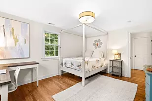 10 Kirkland Cir, Wellesley, MA 02481 - Photo 18