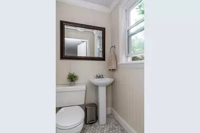 62 Washington Ave, Natick, MA 01760 - Photo 12