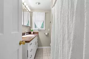 865 Salem St, Groveland, MA 01834 - Photo 16