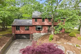 37 Michele Ln, Braintree, MA 02184 - Photo 2