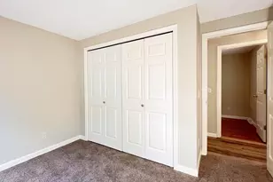 31 Crawford Cir, Springfield, MA 01108 - Photo 16