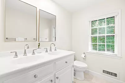 10 Colgate Rd, Wellesley, MA 02482 - Photo 18