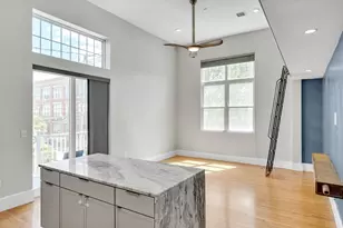 204 Spencer Ave, Chelsea, MA 02150 - Photo 10