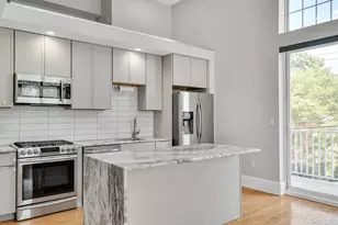 204 Spencer Ave, Chelsea, MA 02150 - Photo 4