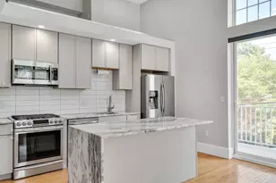 204 Spencer Ave, Chelsea, MA 02150 - Photo 6