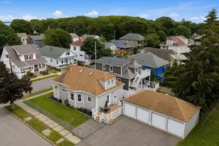 65 Fern St, New Bedford, MA 02744 - Photo 2