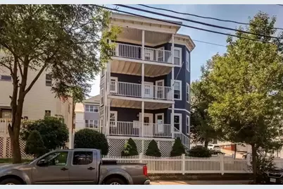 108 Heath St #1, Somerville, MA 02145 - Photo 2