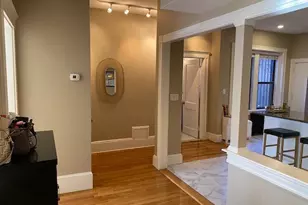 1038 Beacon St, Brookline, MA 02446 - Photo 14