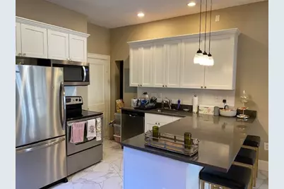 1038 Beacon Street #100, Brookline, MA 02446 - Photo 2