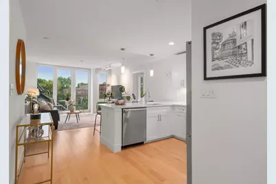 7 Beech Street #302, Cambridge, MA 02140 - Photo 2