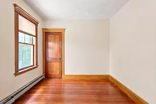 5 Rowell St, Boston, MA 02125 - Photo 22
