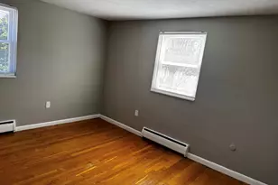 30 Worthen St, Chelmsford, MA 01824 - Photo 4