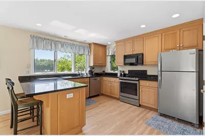 75 White Ave, Concord, MA 01742 - Photo 14