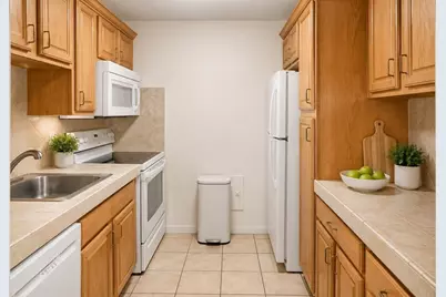 64 Main St #45B, Stoneham, MA 02180 - Photo 4