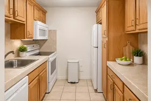 64 Main St, Stoneham, MA 02180 - Photo 4