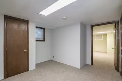 248 Laconia Street, Springfield, MA 01129 - Photo 12