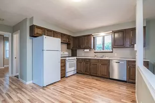 248 Laconia St, Springfield, MA 01129 - Photo 4