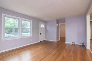 248 Laconia St, Springfield, MA 01129 - Photo 8
