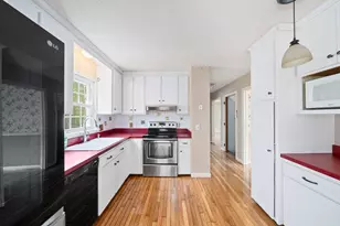 40 Longwater Dr, Hanover, MA 02339 - Photo 6