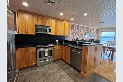 700 Shore Dr #3-306, Fall River, MA 02721 - Photo 8