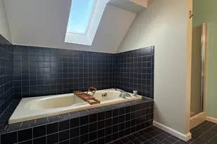700 Shore Dr, Fall River, MA 02721 - Photo 26