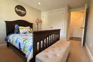 700 Shore Dr, Fall River, MA 02721 - Photo 14