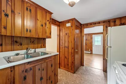 107 W Main St, Westminster, MA 01473 - Photo 10