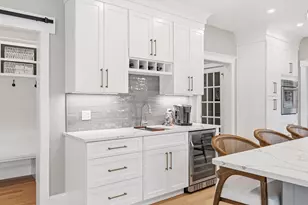 4 Whitcomb St, Natick, MA 01760 - Photo 4