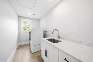 4 Whitcomb St, Natick, MA 01760 - Photo 26