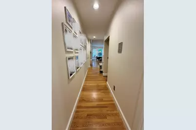 1083 Beacon St #3, Brookline, MA 02446 - Photo 16