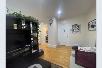 105 Pinckney St #8, Boston, MA 02114 - Photo 8