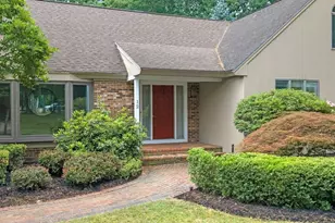 12 Parish Ln, Boxford, MA 01921 - Photo 2