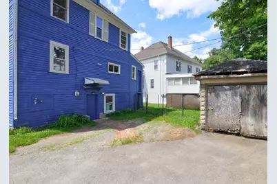 8 Boutelle St, Leominster, MA 01453 - Photo 22