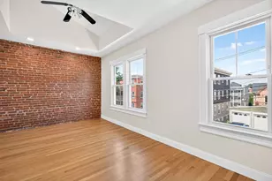 35 Lowell St, Somerville, MA 02143 - Photo 28
