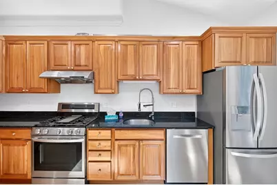 35 Lowell St #35, Somerville, MA 02143 - Photo 8