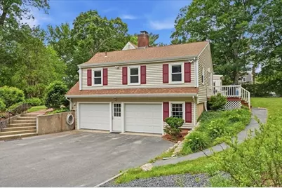 89 River Rd, Hanover, MA 02339 - Photo 2