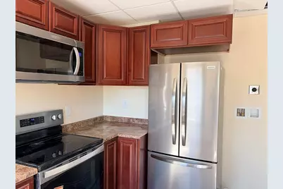 25 Elm St #2, North Brookfield, MA 01535 - Photo 4
