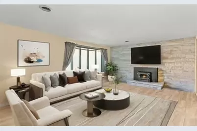 120 Hatchfield Dr, Brockton, MA 02301 - Photo 2
