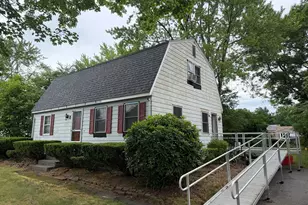 8 Peloquin Dr, Easthampton, MA 01027 - Photo 2
